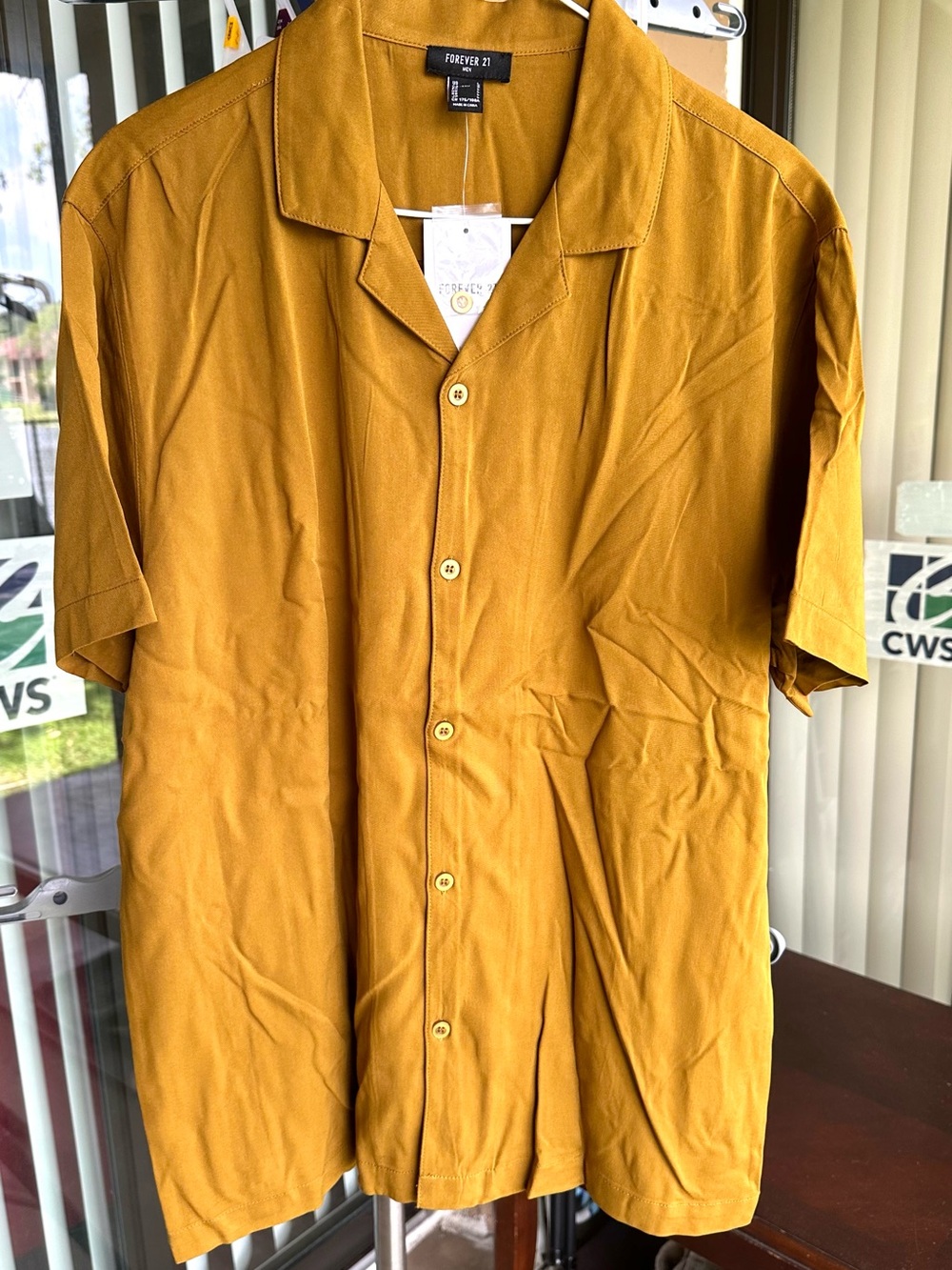 Forever 21 Men’s Mustard Short-Sleeve Button-Up Shirt Rayon material